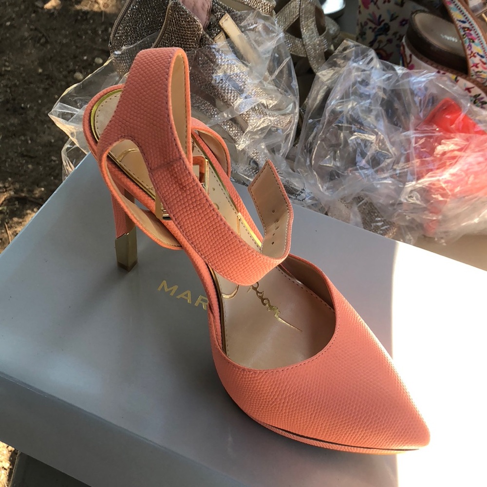 Jessica simpson salmon heels